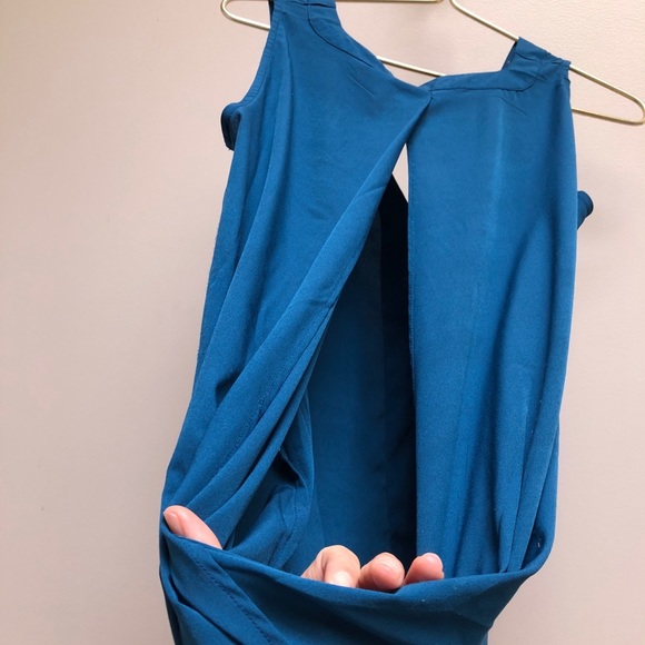 W118 by Walter Baker Open Back Sleeveless Cami - Picture 6 of 10